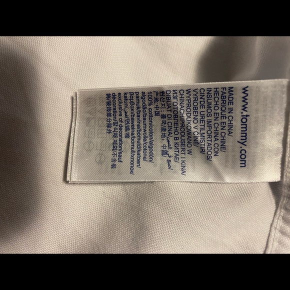 Tommy Hilfiger Adaptive Magnetic Button Down Dress Shirt - Picture 5 of 10